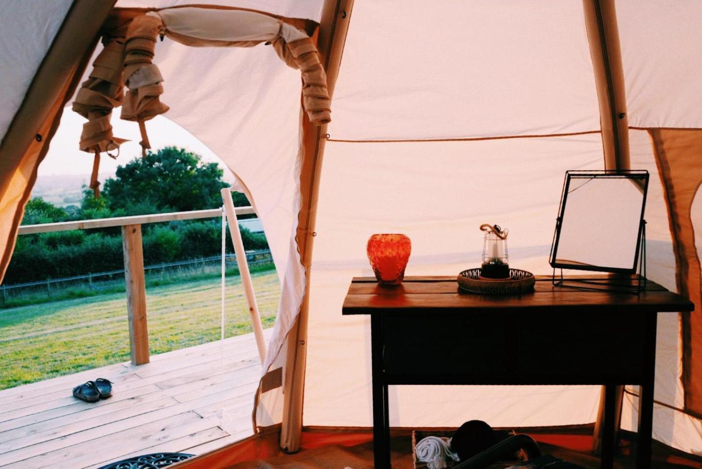Luxury tent The Paddocks Glamping